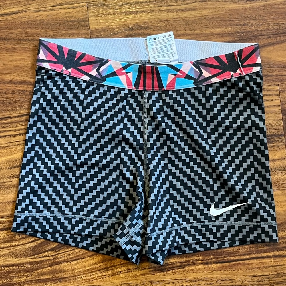 Nike Pro Dri Fit Spandex Size Medium